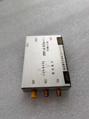 6.1×9.7×1.5cm USB SDR-Transceiver kleine Bits Ettus B205mini 12